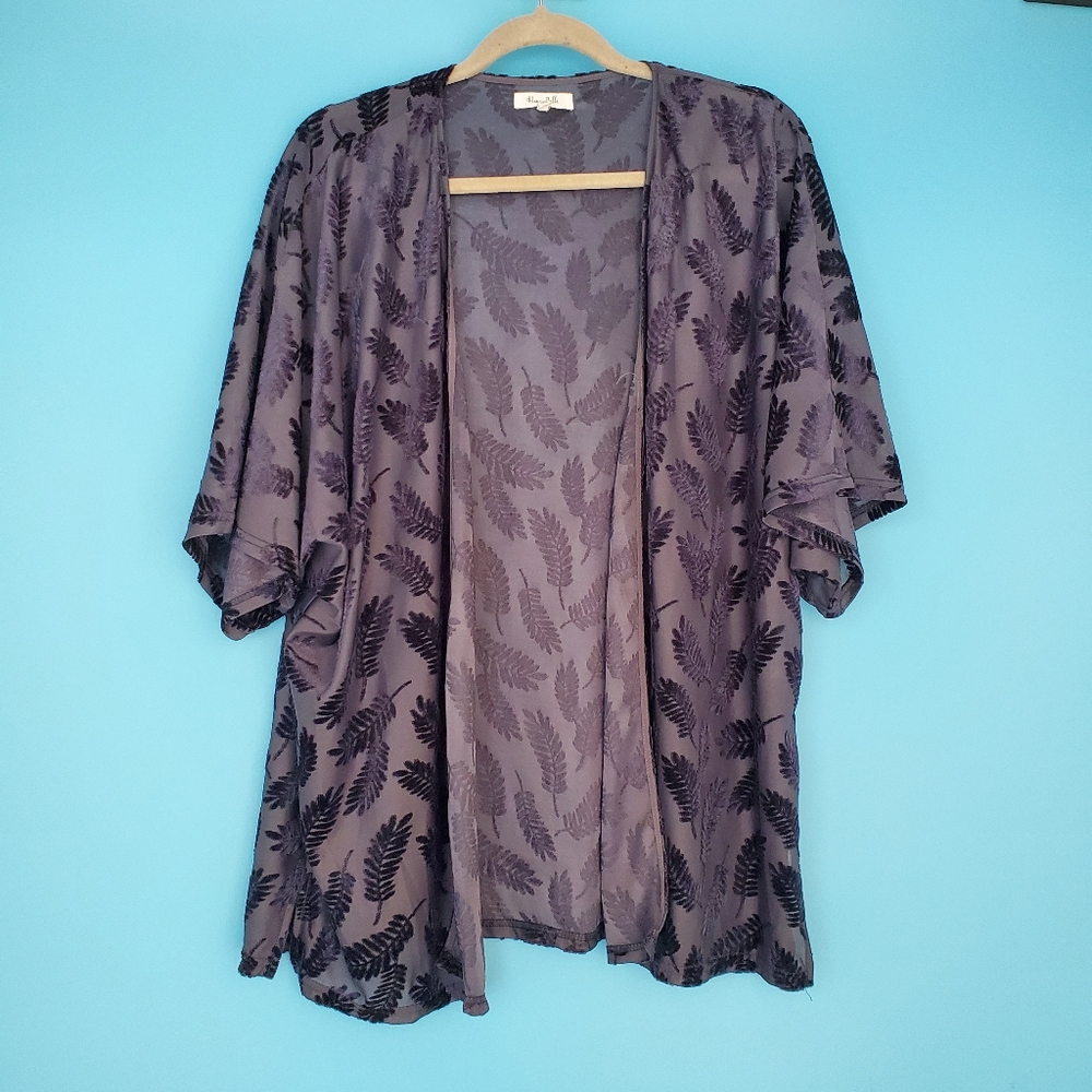 Honey Belle Cardigan Size Small Velvet Short Sleeve Open